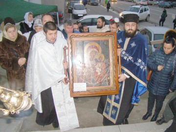 Icoana făcătoare de minuni „Odighitria”, adusă la Constanţa
